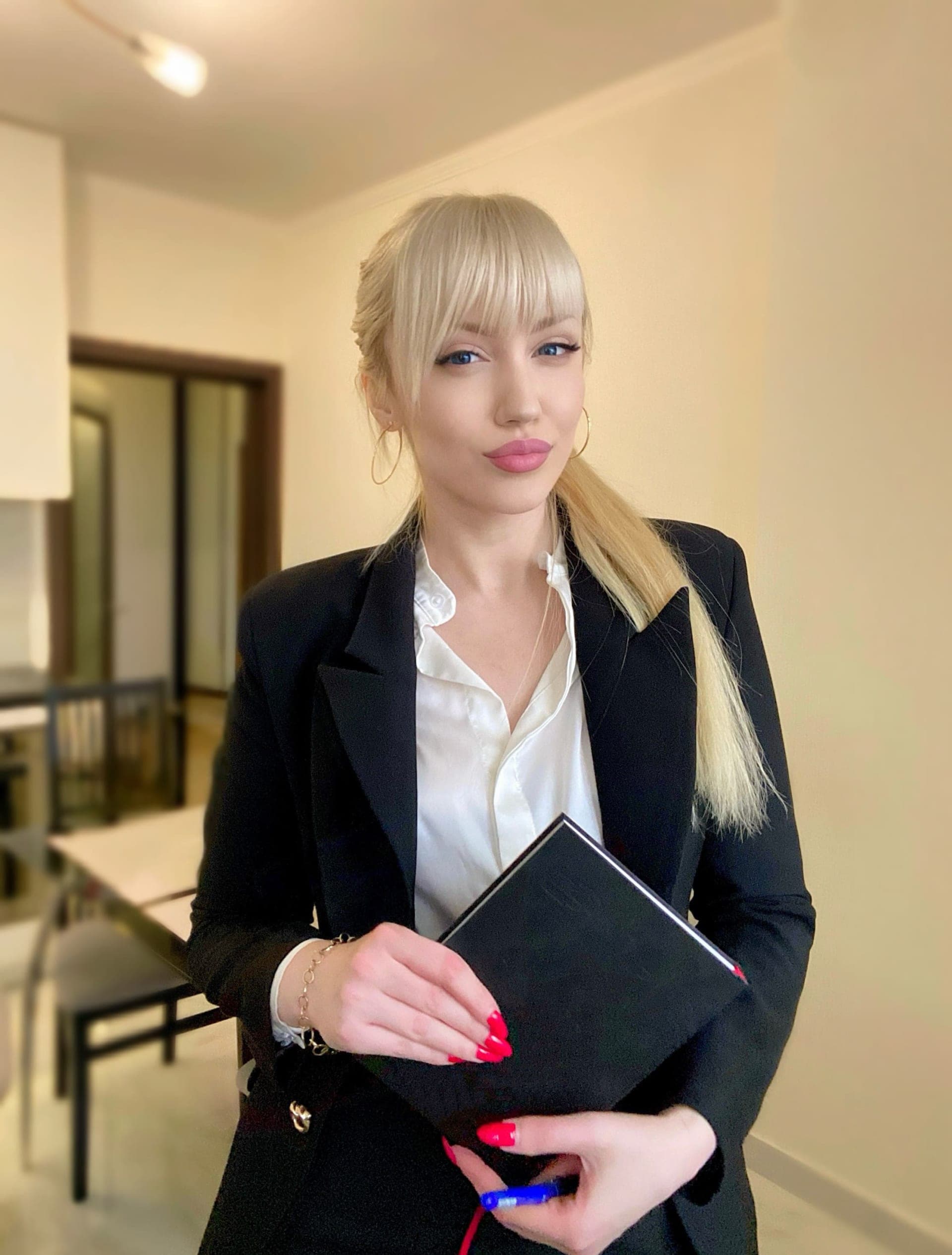 аватар Девіс Сніжана